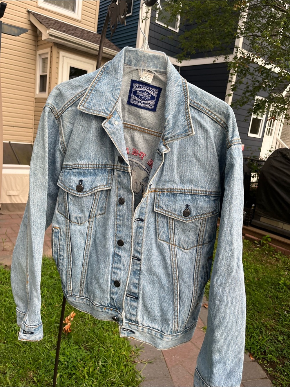 Vintage hard rock cafe  Blue Denim Trucker Jacket - Vintage Style small